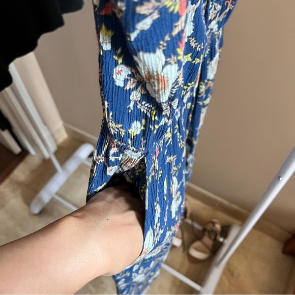 100% rayon summer flowey jumpsuit - Picture 5 of 10